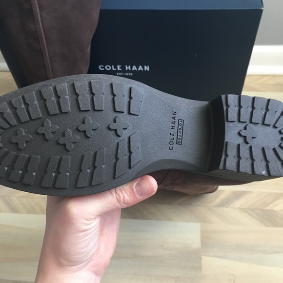 NIB Cole Haan Hastings Waterproof Boot - Picture 4 of 6